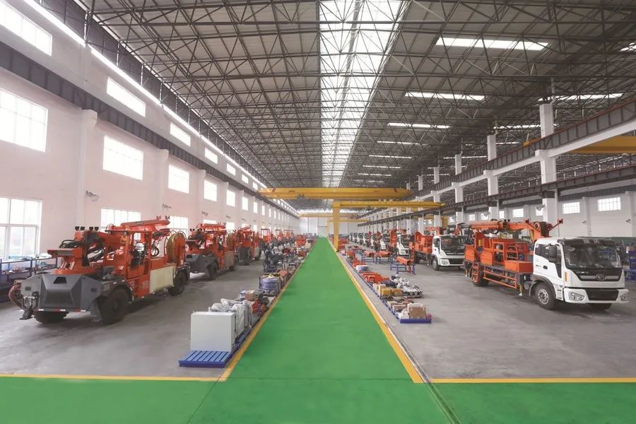 1676258951976793.jpg 640.jpg